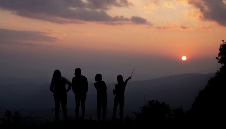 Top Tips for Epic Adventure Tours During Peak Season